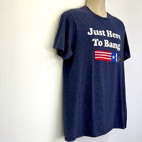 Delta - Just Here To Bang Navy Firecracker Graphic Short Sleeve T Shirt Size L - Picture 4 of 8